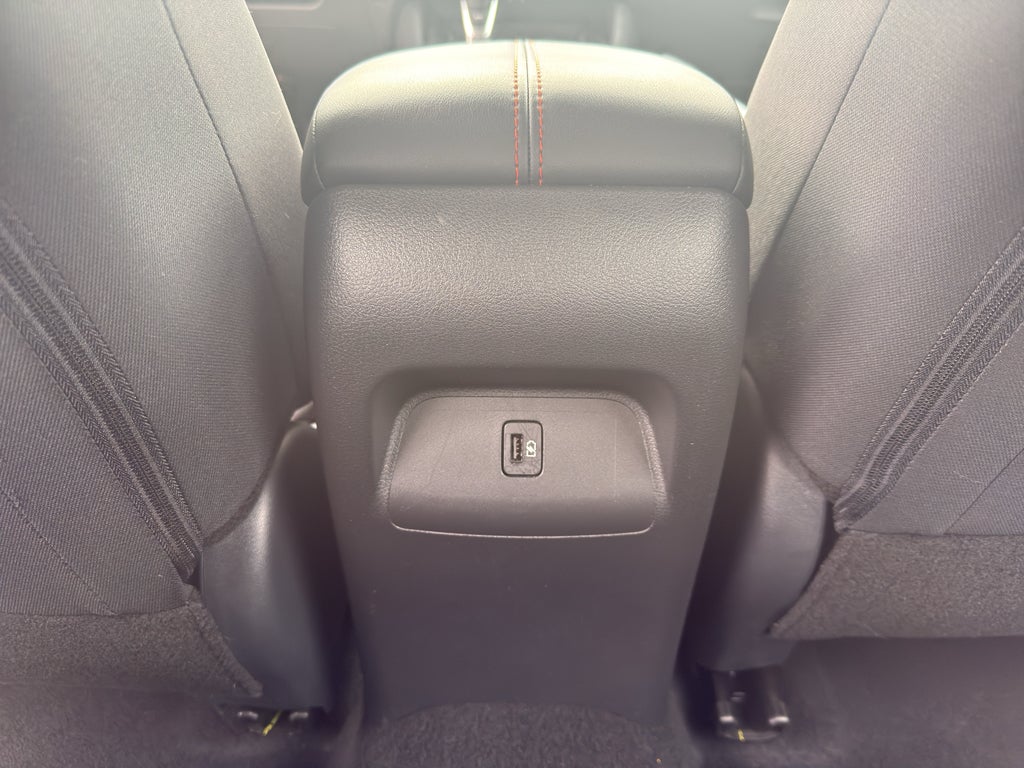 2025 Nissan Sentra SR CVT