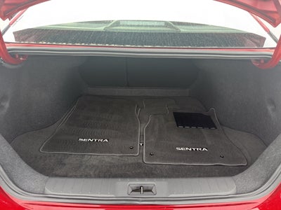 2025 Nissan Sentra SR CVT