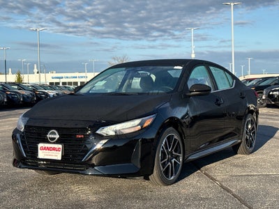 2025 Nissan Sentra SR CVT