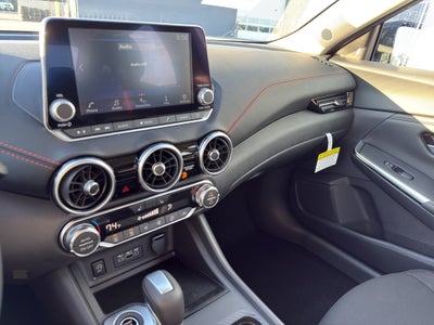 2025 Nissan Sentra SR CVT