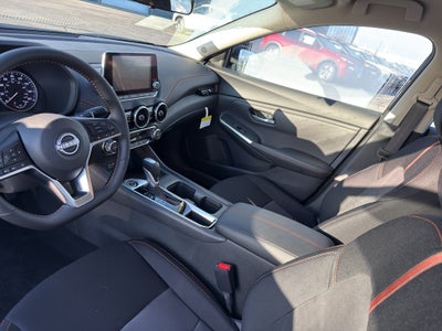 2025 Nissan Sentra SR CVT