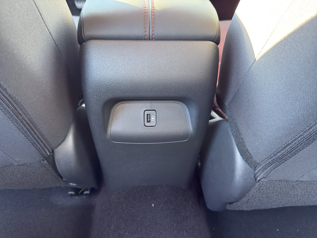 2025 Nissan Sentra SR CVT