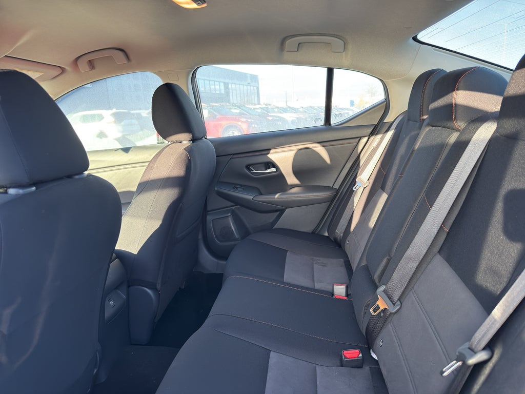 2025 Nissan Sentra SR CVT