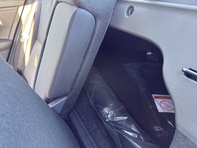 2025 Nissan Sentra SR CVT