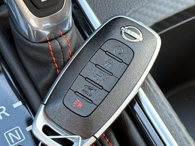 2025 Nissan Sentra SR CVT