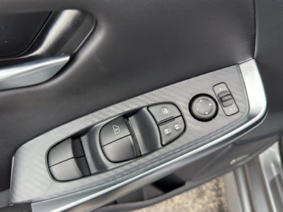 2025 Nissan Sentra SR CVT