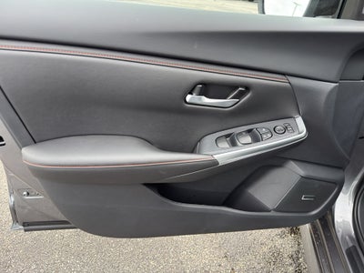 2025 Nissan Sentra SR CVT