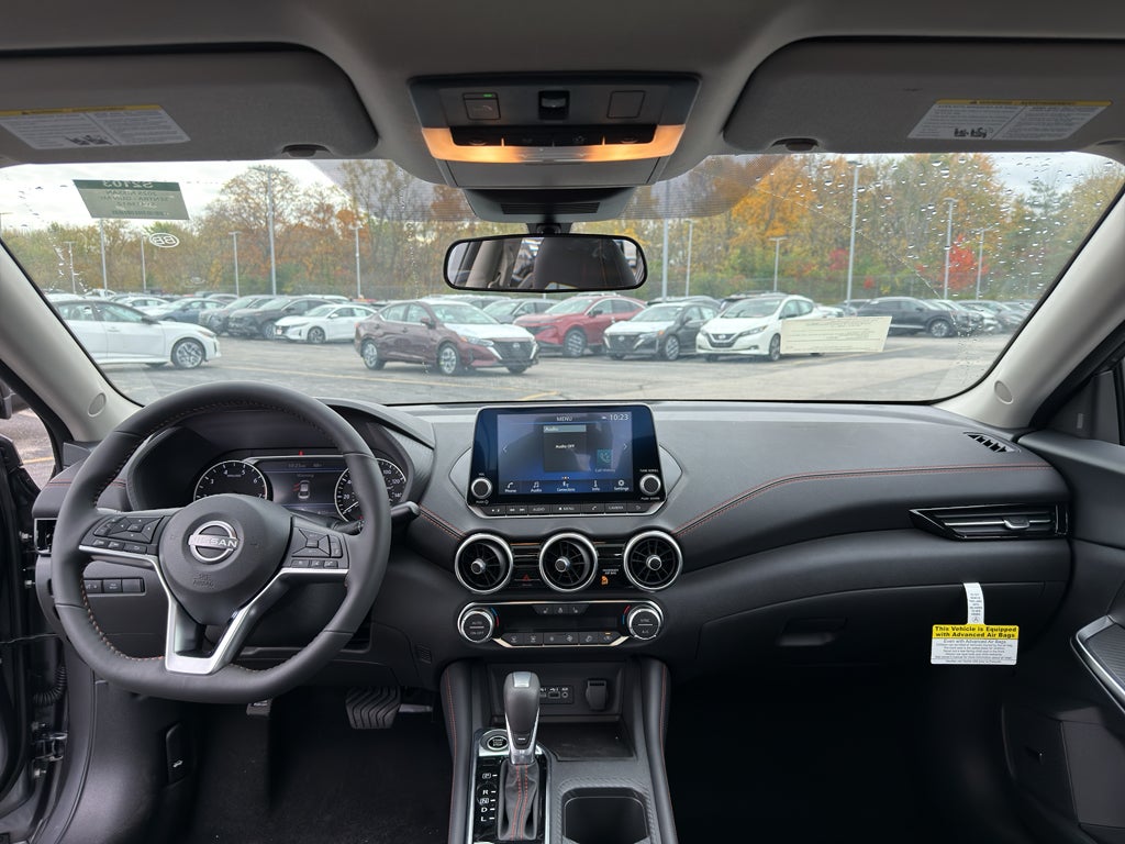2025 Nissan Sentra SR CVT