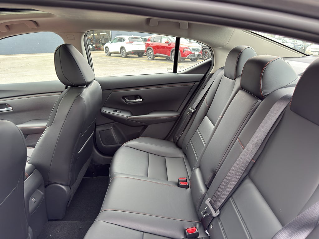 2025 Nissan Sentra SR CVT