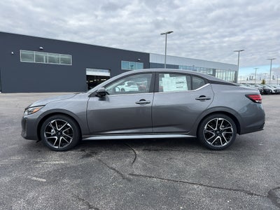 2025 Nissan Sentra SR CVT