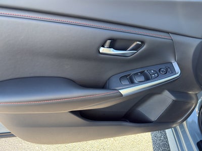 2025 Nissan Sentra SR CVT