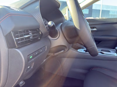 2025 Nissan Sentra SR CVT