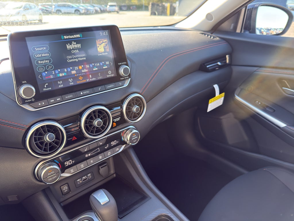 2025 Nissan Sentra SR CVT