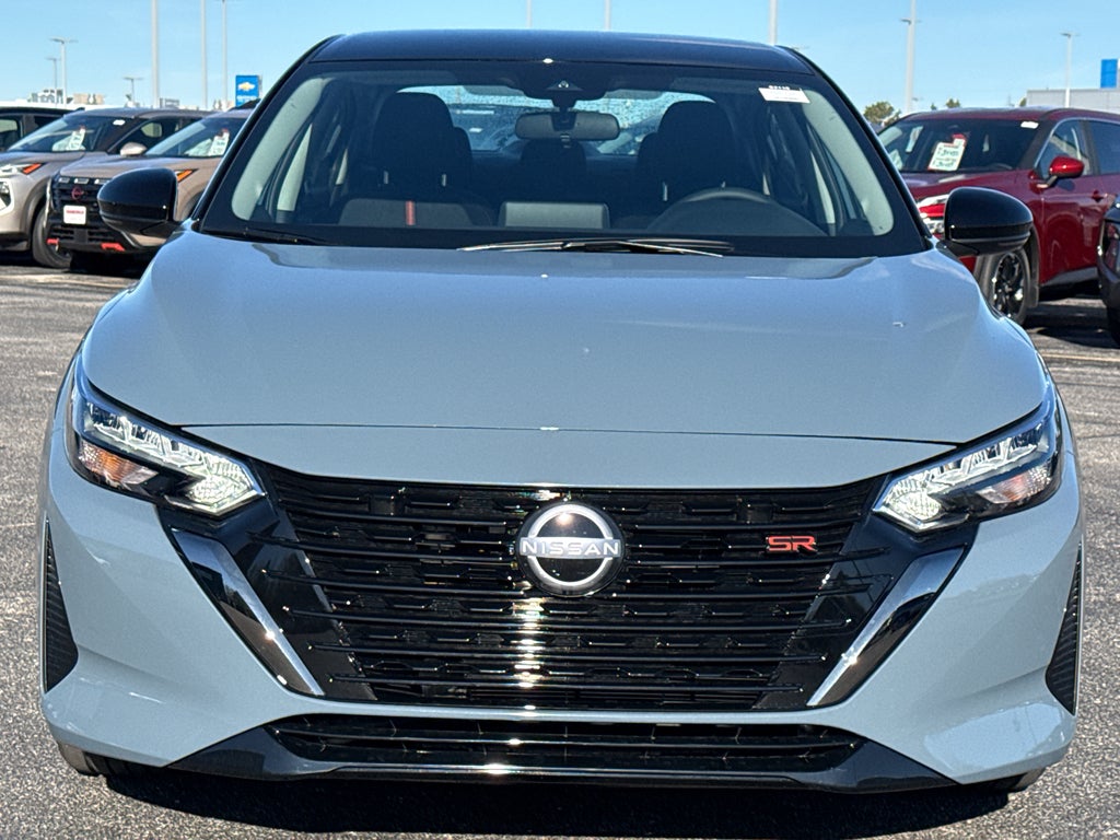 2025 Nissan Sentra SR CVT