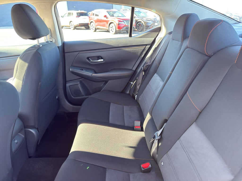 2025 Nissan Sentra SR CVT