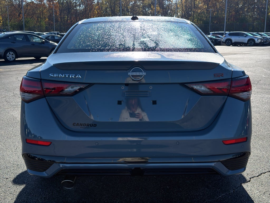 2025 Nissan Sentra SR CVT