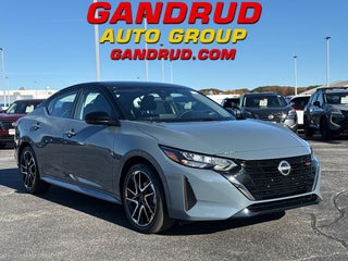 2025 Nissan Sentra SR CVT