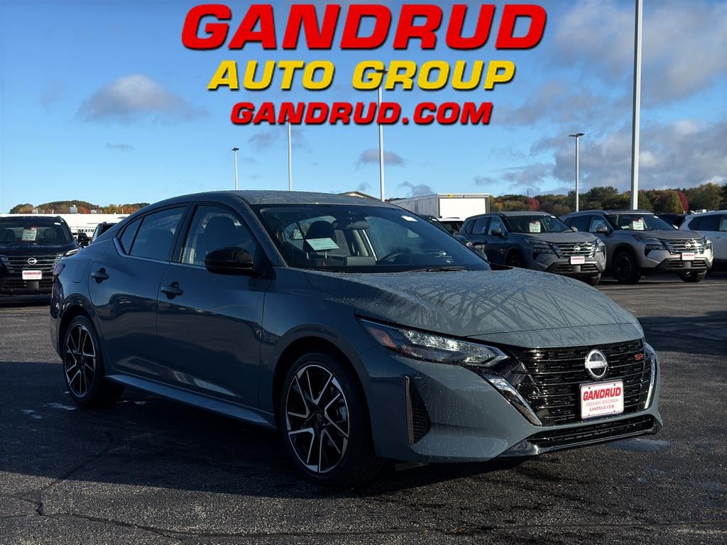 2025 Nissan Sentra SR CVT