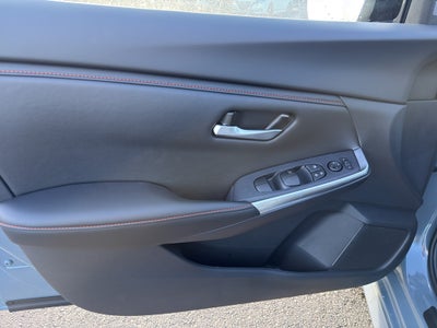 2025 Nissan Sentra SR CVT