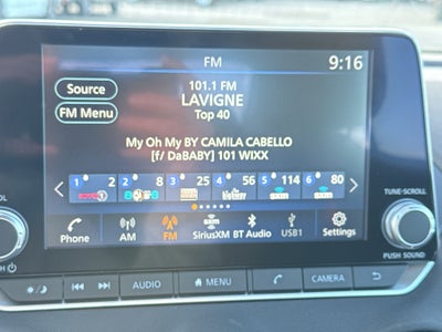 2025 Nissan Sentra SR CVT