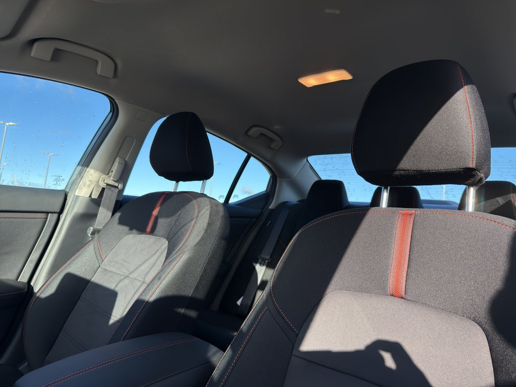 2025 Nissan Sentra SR CVT