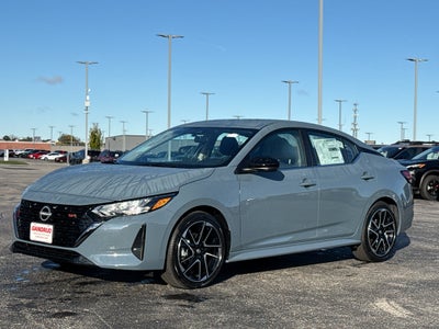 2025 Nissan Sentra SR CVT