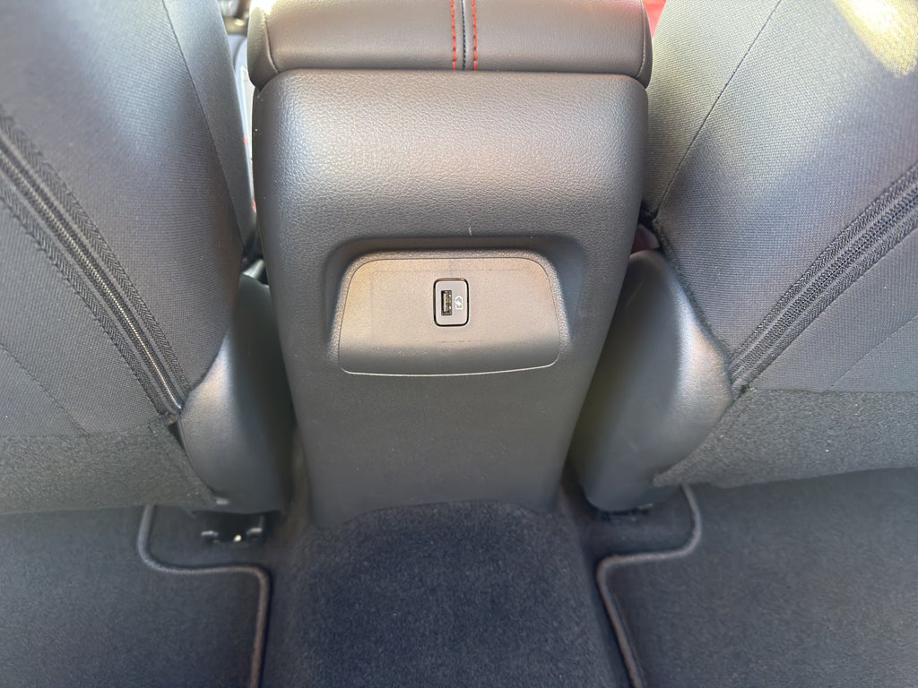 2025 Nissan Sentra SR CVT