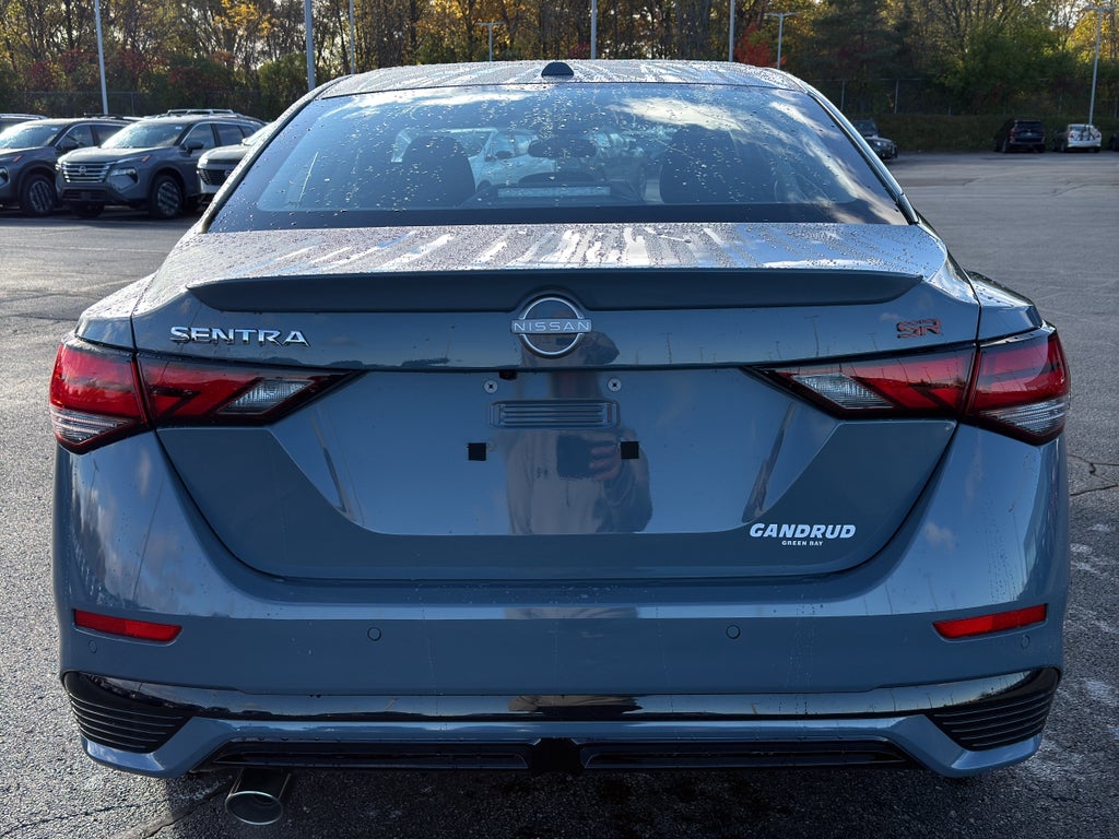 2025 Nissan Sentra SR CVT