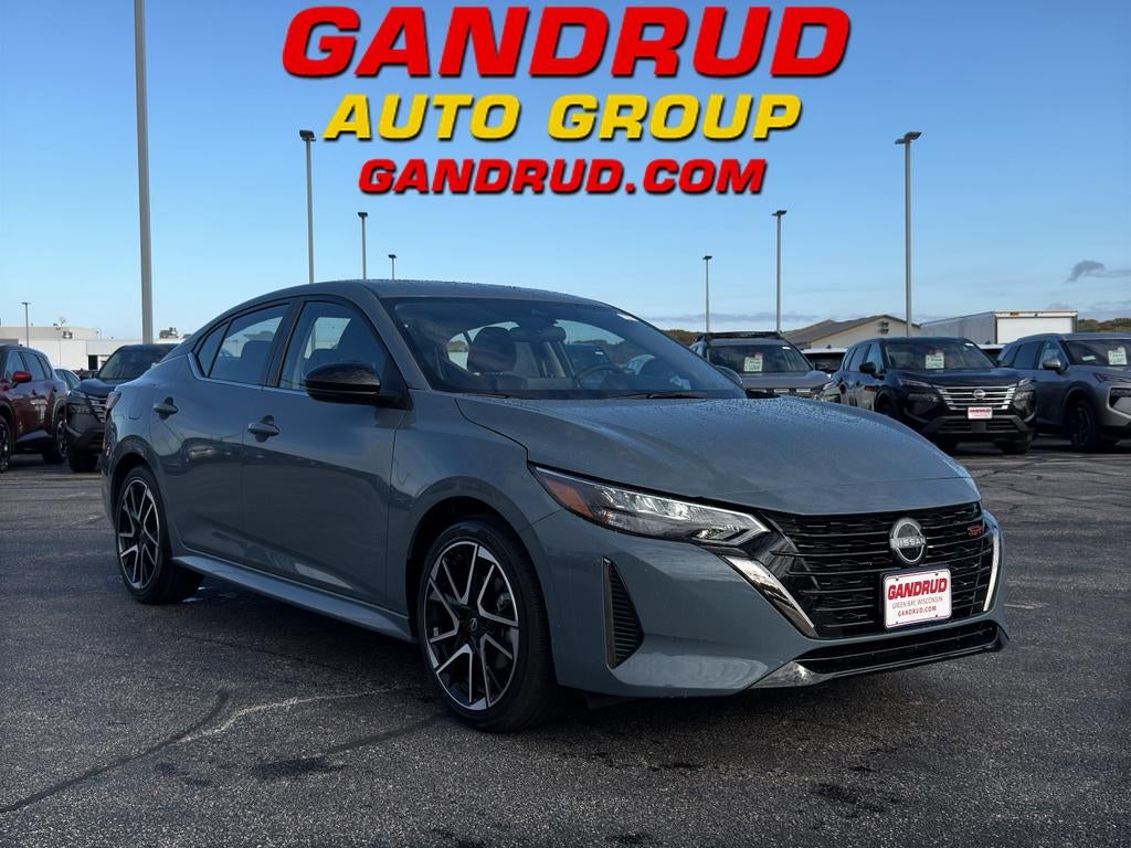 2025 Nissan Sentra SR CVT