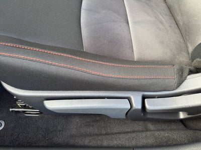 2025 Nissan Sentra SR CVT