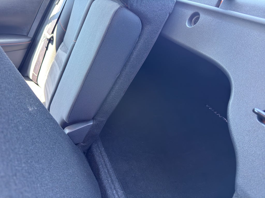2024 Nissan Sentra SR CVT