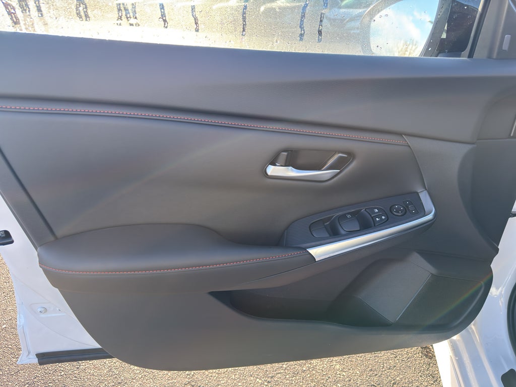 2025 Nissan Sentra SR CVT