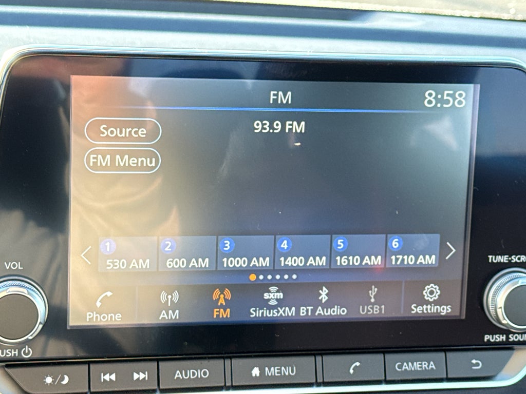 2025 Nissan Sentra SR CVT