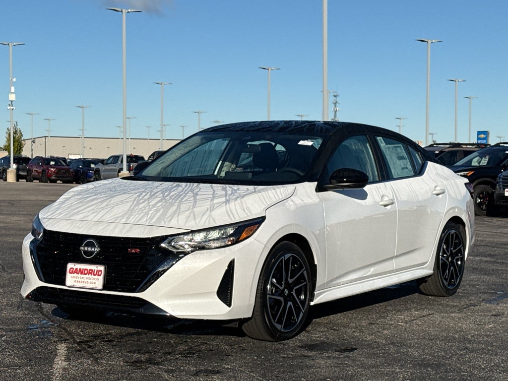 2025 Nissan Sentra SR CVT