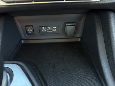 2025 Nissan Sentra SR CVT