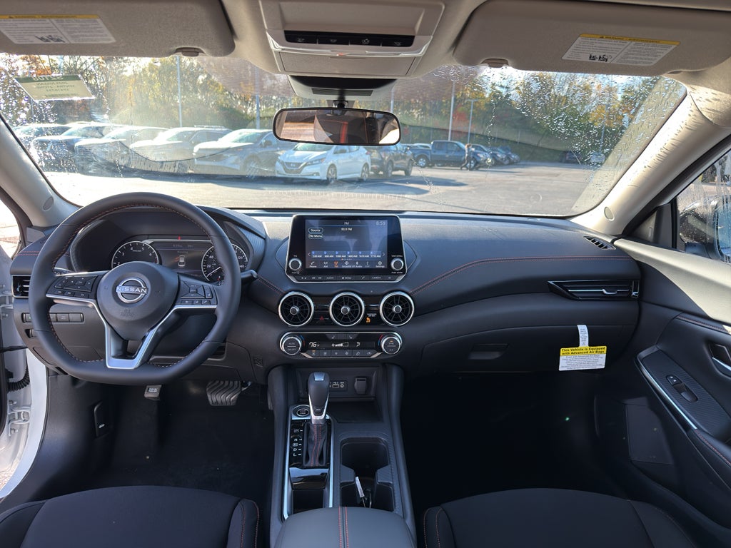2025 Nissan Sentra SR CVT