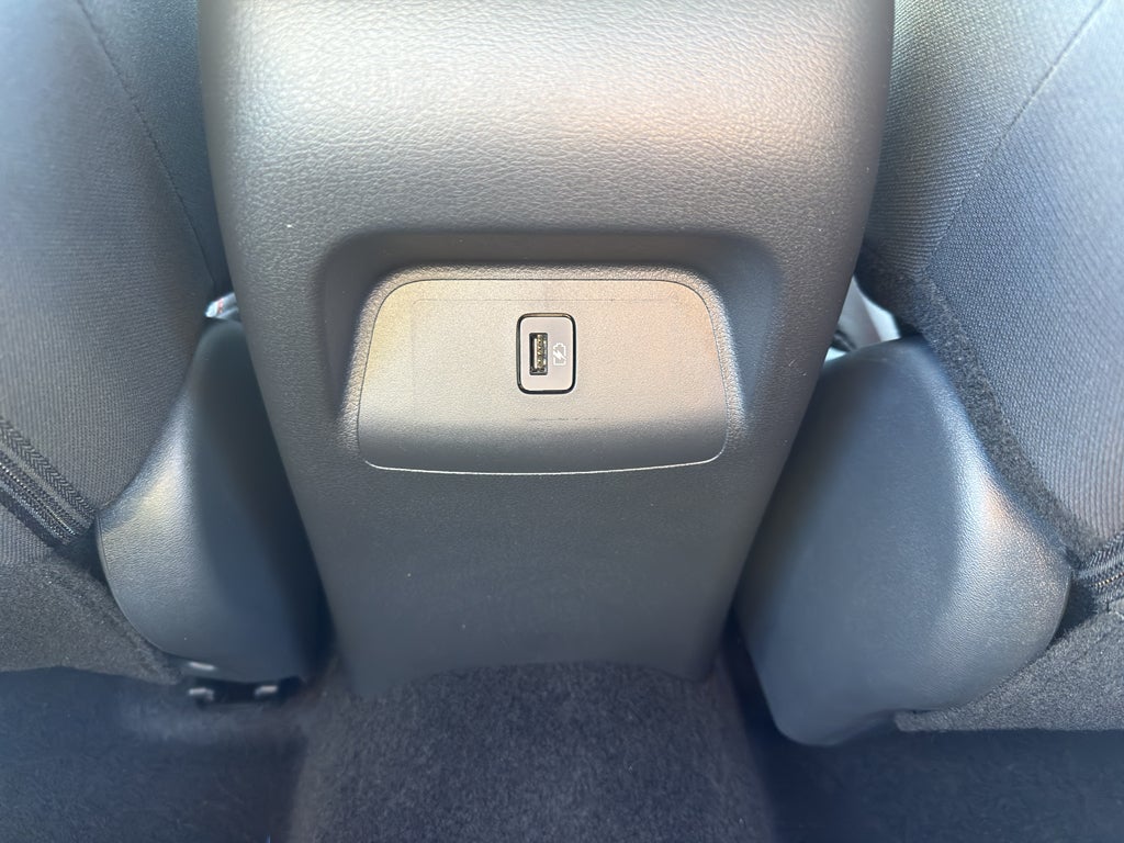 2025 Nissan Sentra SR CVT