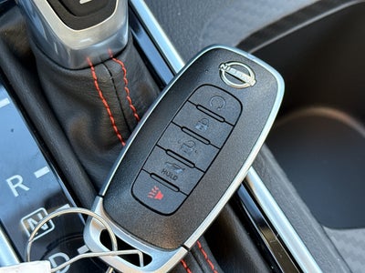 2025 Nissan Sentra SR CVT