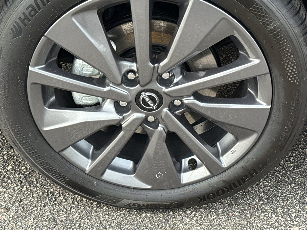 2026 Nissan Sentra SL Sedan