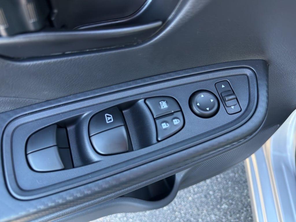 2025 Nissan Versa S CVT