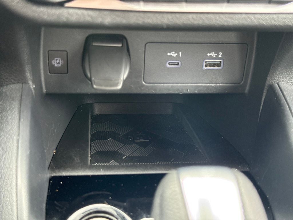 2024 Nissan Versa SR CVT