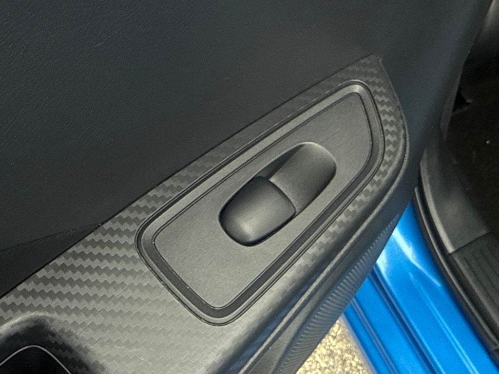 2024 Nissan Versa SR CVT