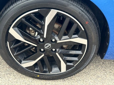 2024 Nissan Versa SR CVT