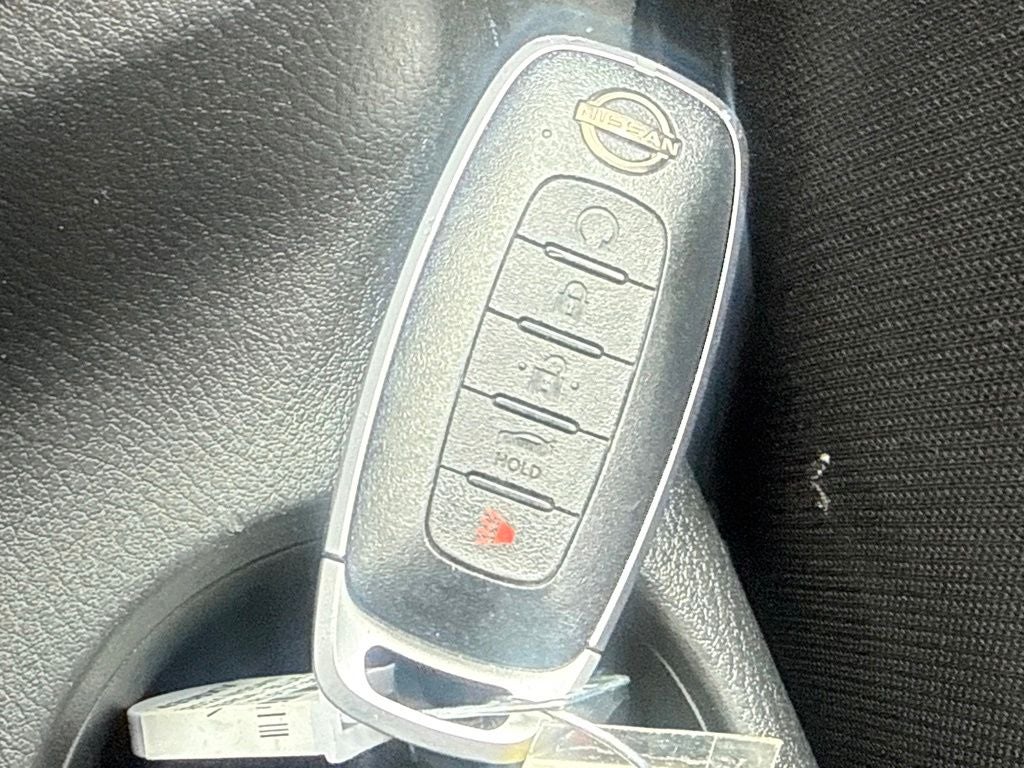2024 Nissan Versa SR CVT
