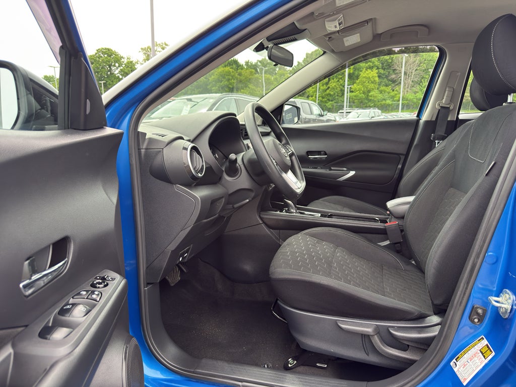 2023 Nissan Kicks SV FWD