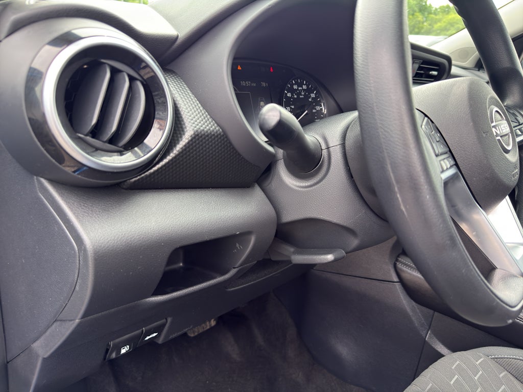 2023 Nissan Kicks SV FWD