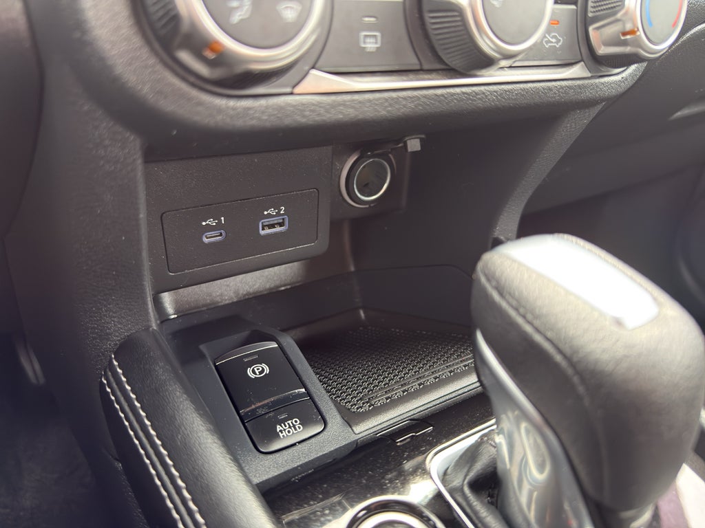 2023 Nissan Kicks SV FWD