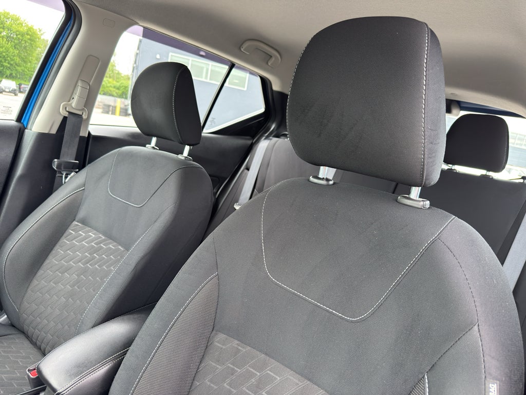 2023 Nissan Kicks SV FWD