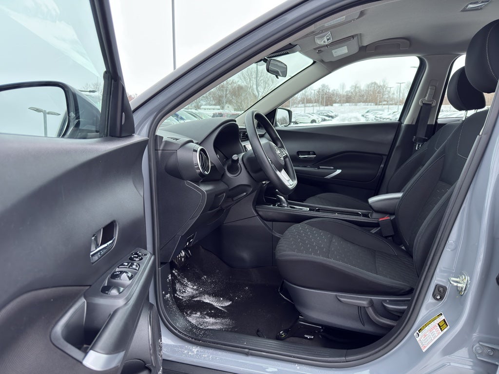 2023 Nissan Kicks SV FWD