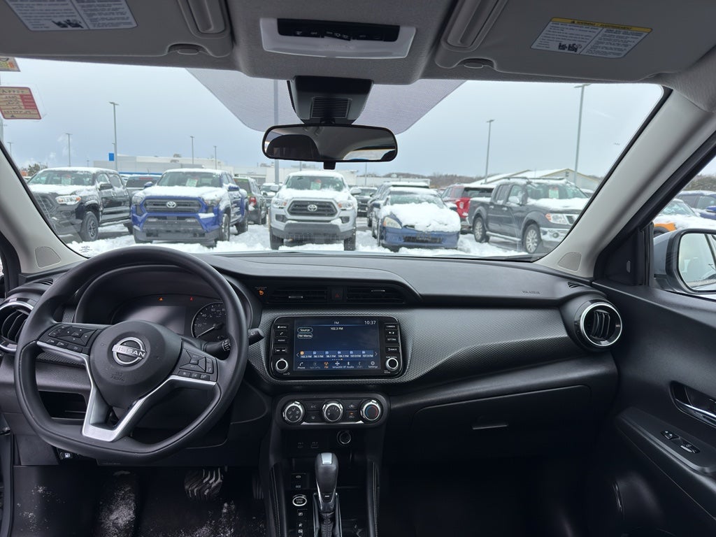2023 Nissan Kicks SV FWD